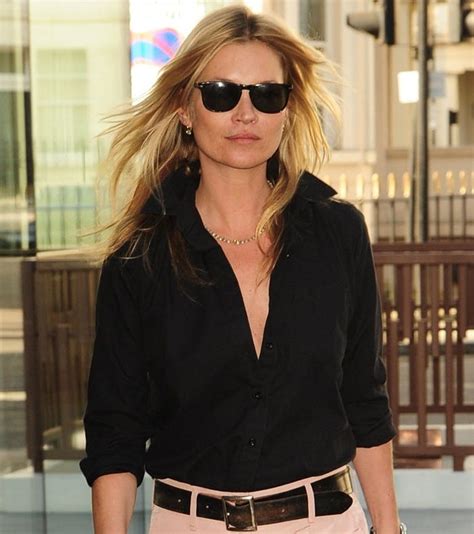 Kate Moss Looks Incredibly Chic In Classic Black Pumps