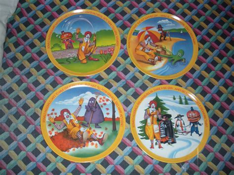 My Life And Dreams 1970s Mcdonalds Plates Childhood Memories The