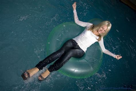 Michelle Wetlook Swim In Jeans Sog353