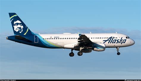 N836va Alaska Airlines Airbus A320 214 Photo By Mingfei S Id 1236226