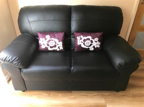 Two Seater 2 Sofas For Sale In Nn2 Northampton Für 6000 £ Zum Verkauf