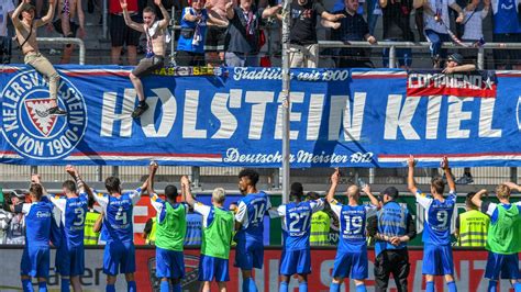 In 10 (71.43%) matches played at home was total goals (team and opponent) over 1.5 goals. Holstein Kiel: Neue Chance nach 53 Jahren - ZDFmediathek