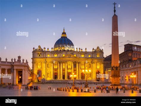 St. Peters Square and St. Peters Basilica at night, Vatican City, UNESCO World Heritage Site 