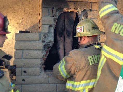 Firefighters Rescue Naked Woman Trapped In Chimney Of Ex Babefriend S Home In The US The