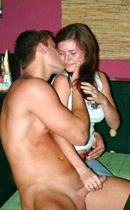 Women Kissing Male Strippers My XXX Hot Girl