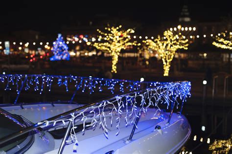 Holiday Lighted Boat Parades Discover Boating