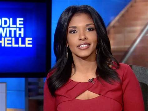 Top Hottest Female News Anchors Globally Pickytop