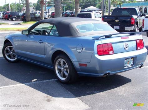 2005 Windveil Blue Metallic Ford Mustang Gt Deluxe Convertible