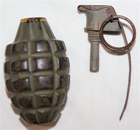 E003 Inert Wwii Mkii He Hand Grenade W M10a2 Fuze Spoon B And B Militaria