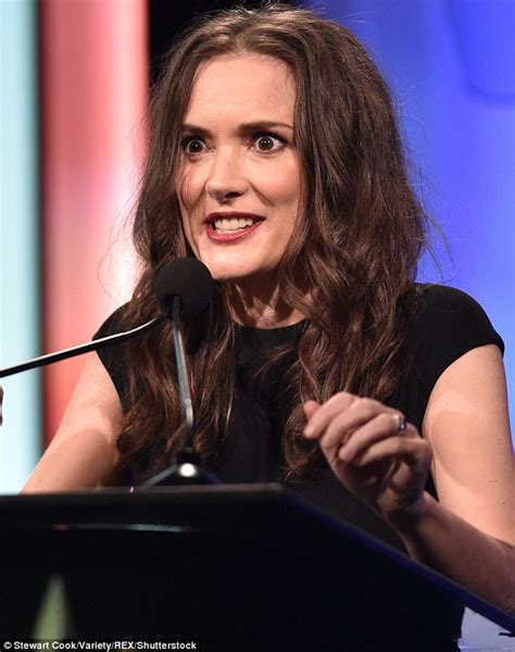 Winona Ryder Pulls Funny Faces During Charity Gala Speech Daily Mail