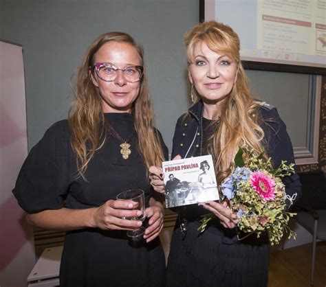 Novinky.cz žena styl martina formanová: GALERIE: Před rokem zemřel Miloš Forman (†86): Vdova čeká ...