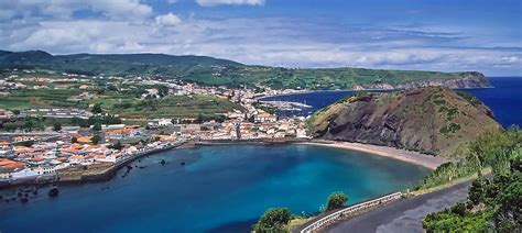 Roughly measured they lie about halfway between these . Fun Activities and Tours of the Azores - Azores.com Travel ...