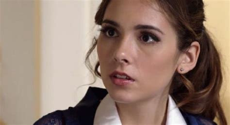 Haley Pullos How Tall Is She Height Weight And Body Measurements