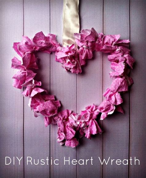 17 Fabulous Diy Valentines Day Wreath Designs To Adorn Your Front Door