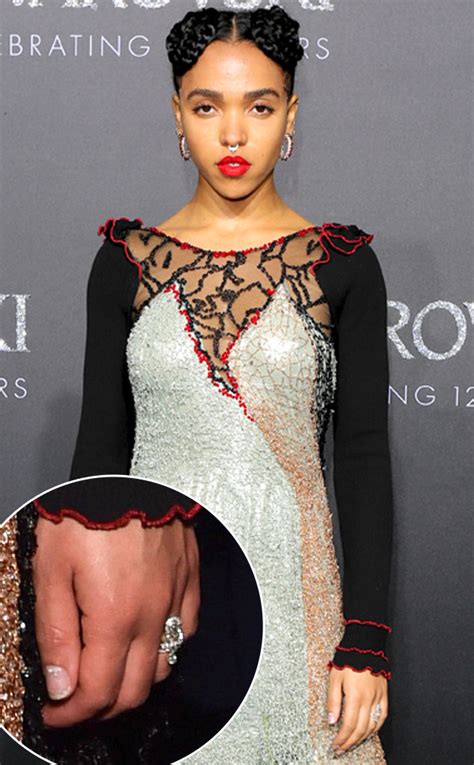 Fka Twigs Poses Completely Naked In A Bathtub—see The Racy Pic Of Robert Pattinsons Fiancée E