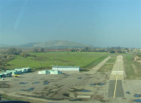 My Home Town Airport In Woodlake Ca Central Valley Sick Of People