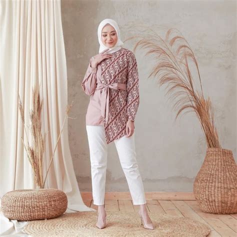 It's all about blazer motif batik indonesia. 8 Model Baju Motif Batik yang Kasual dan Bisa Dipakai Sehari-hari. Nggak Hanya untuk Acara Resmi!