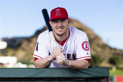 Los Angeles Angels Mike Trout Deal Includes Extended Yearly Vacations