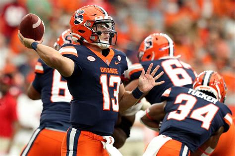 Illinois Qb Competition Former Syracuse Qb Tommy Devito Named Starting