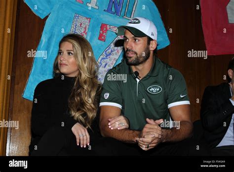 New York New York Usa 27th Oct 2015 Eric Decker Of The New York Jets With His Wife Country