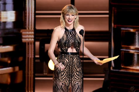 Taylor Swift On Fire Winning Song Of The Year At The Cmas