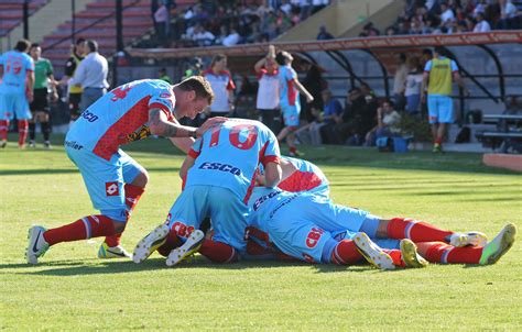 Assisted by michael covea with a cross. Arsenal Sarandi - Rosario Central H 2,15 | TTBKSPORT