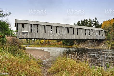 Covered Bridge Over The Hammond River New Brunswick Stock Photo