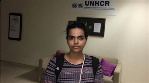 Rahaf Al Qunun Saudi Teen Granted Asylum In Canada Bbc News