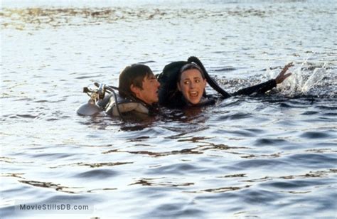 Jaws 3d Publicity Still Of Dennis Quaid And Bess Armstrong