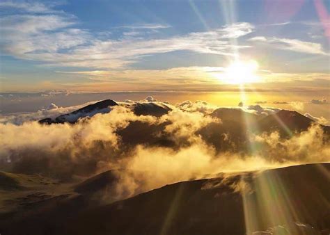 Sunrise At Haleakala What Toexpect Atop Mauis Highest Peak