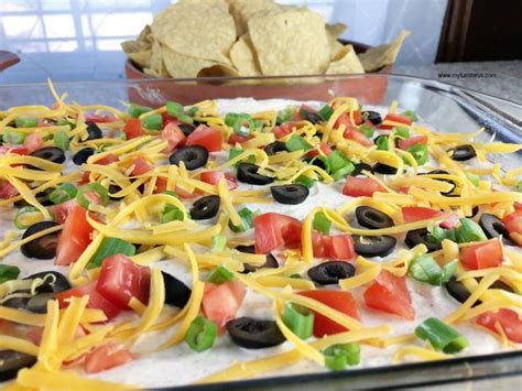 Make This Easy 7 Layer Dip In About 20 Minutes This Mexican Layer Dip Ortaco Dip Or Nacho Dip