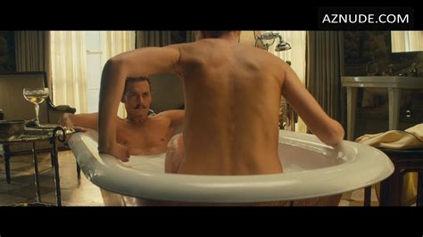 Johnny Depp Sweaty And Shirtless Naked Male Celebrities Sexiz Pix