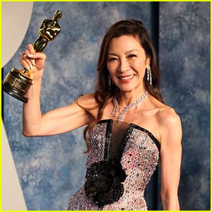 Michelle Yeoh Facetimed Her Mom Just Moments After Winning Her Best