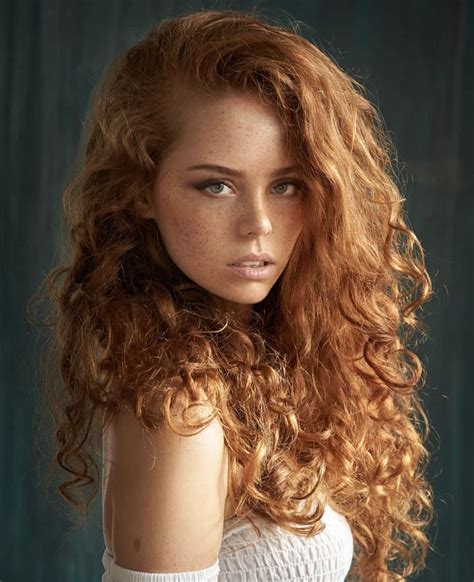 Beautiful Freckles Beautiful Red Hair Gorgeous Redhead Red Hair Woman Strawberry Blonde Hair