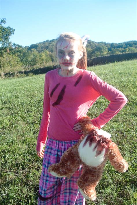 an easy to make diy zombie girl costume angie holden the country chic cottage