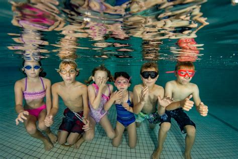 Underwater Pool Kids Strathcona Gardens Recreation Complex