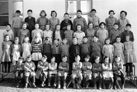 Photo de classe Tous les élèves de l école primaire de 1958 Ecole