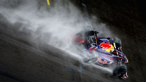 Sebastian Vettel In The Rain Formula 1 Racing Red Bull Wallpapers