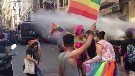 Turquie Istanbul Interdit La Gay Pride Heures My Xxx Hot Girl