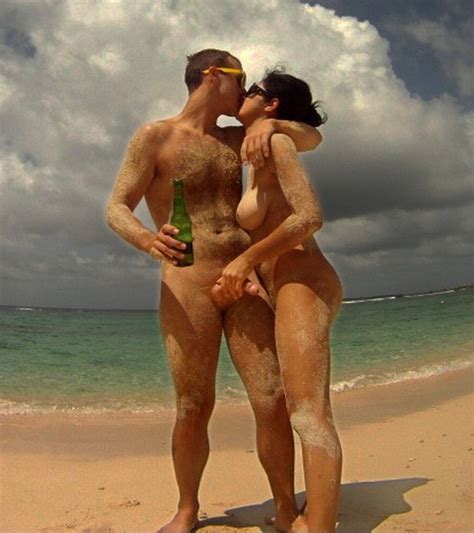 Pics De Parejas De Playa Desnuda Fotos Porno