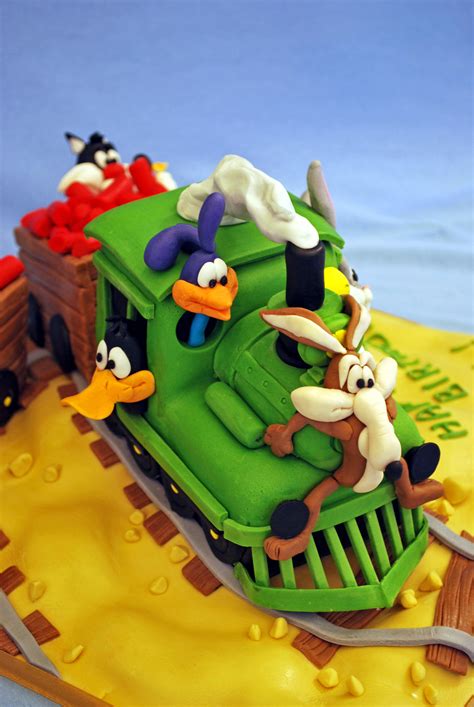 Открыть страницу «cartoon cake village» на facebook. Looney Tunes Characters On A Train Journey From A Book ...