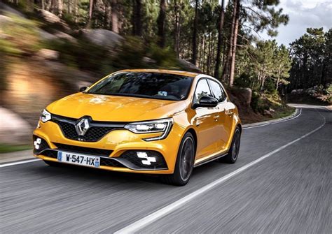 You can also compare the renault megane against its rivals in malaysia. Renault Megane RS Trophy, In Malaysia Soon - Automacha