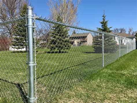 Find a wide selection of chain link fencing and other fencing parts and accessories for your fencing project and more from sutherlands home improvement. Chain Link Photos
