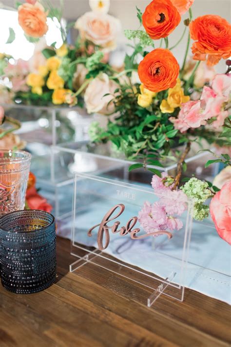 we re california dreaming over this colorful oceanfront wedding