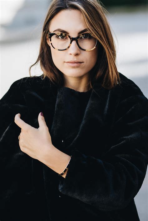 outfit how to wear black from head to toe without looking boring viu the beauty glasses flat