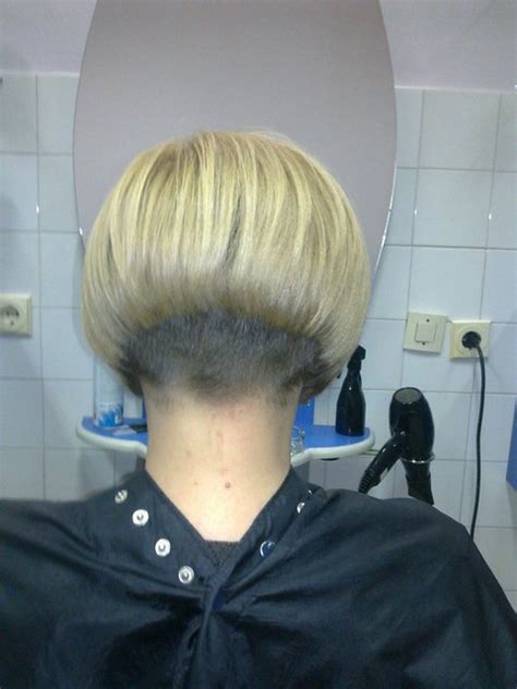Very short buzzed napes are a beautiful haircuts for women she want distinct from other women in for a different haircut,the nape is beautiful and is a what i like about shaved/buzzed napes. Buzzed Nape - Short Bob 3 - a gallery on Flickr