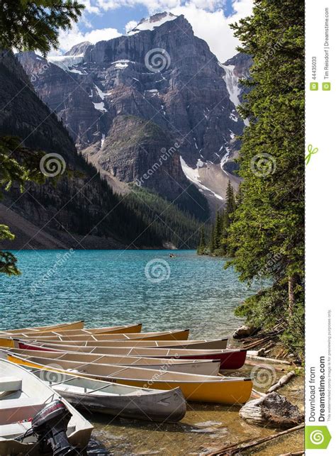 Moraine Lake In The Rocky Mountains Stock Image Image Of Nestled