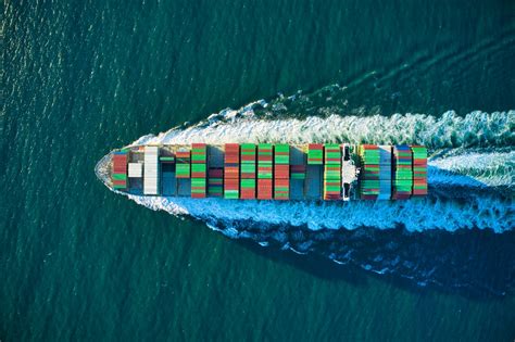 Data Reveals How Cargo Ship Pollution Actually Affects Fuel Regulations