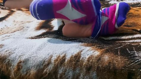 Russian Feet Taking Off The Socks And Showing The Soles Sex Xhamster