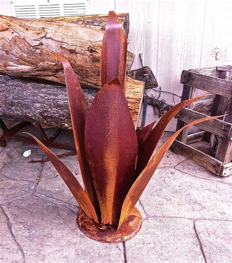 Rustic Agaveagavesculpturegarden Artmetal Cactusmetal Etsy In 2020